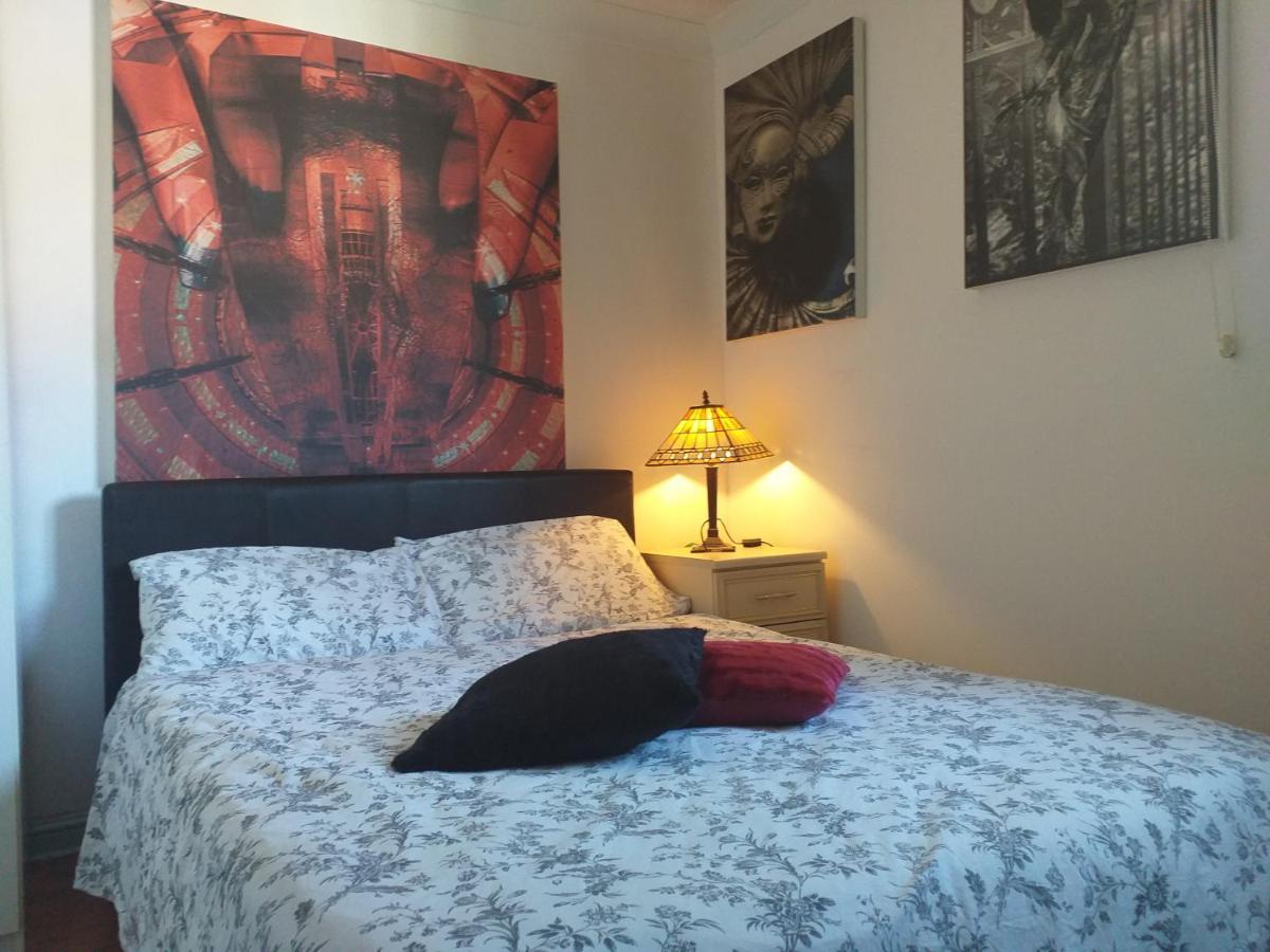 Lovely Double Bedroom In Rotherhithe Лондон Екстериор снимка