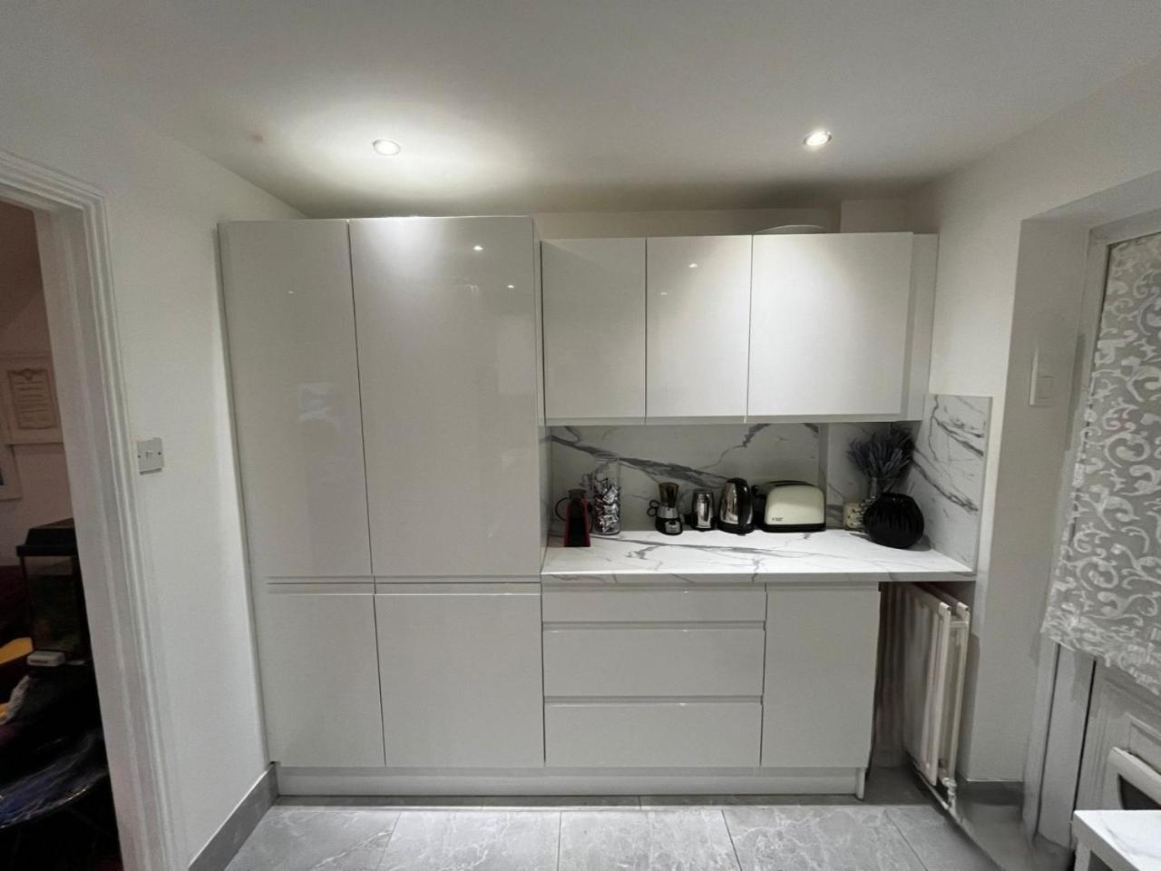 Lovely Double Bedroom In Rotherhithe Лондон Екстериор снимка