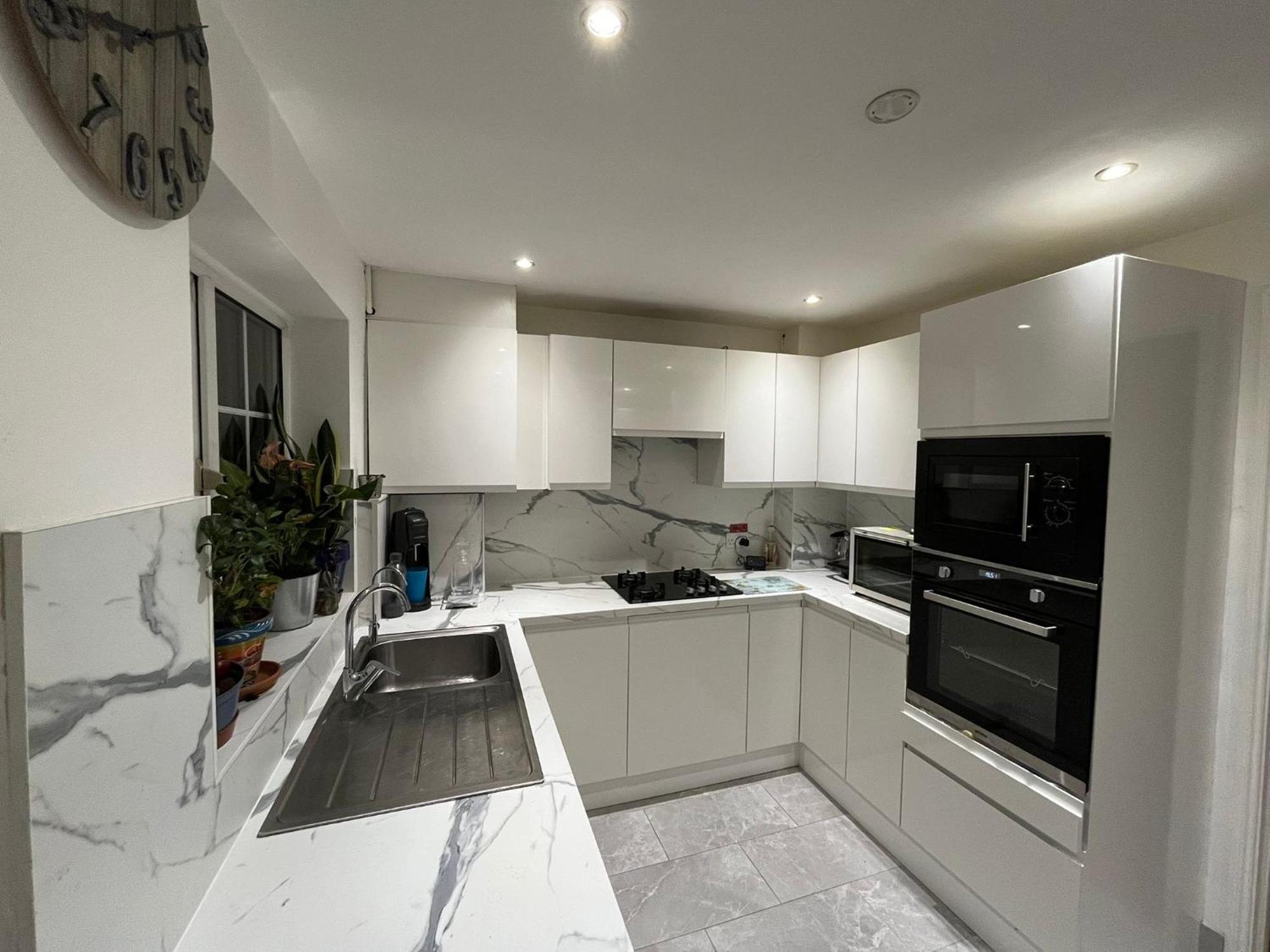 Lovely Double Bedroom In Rotherhithe Лондон Екстериор снимка