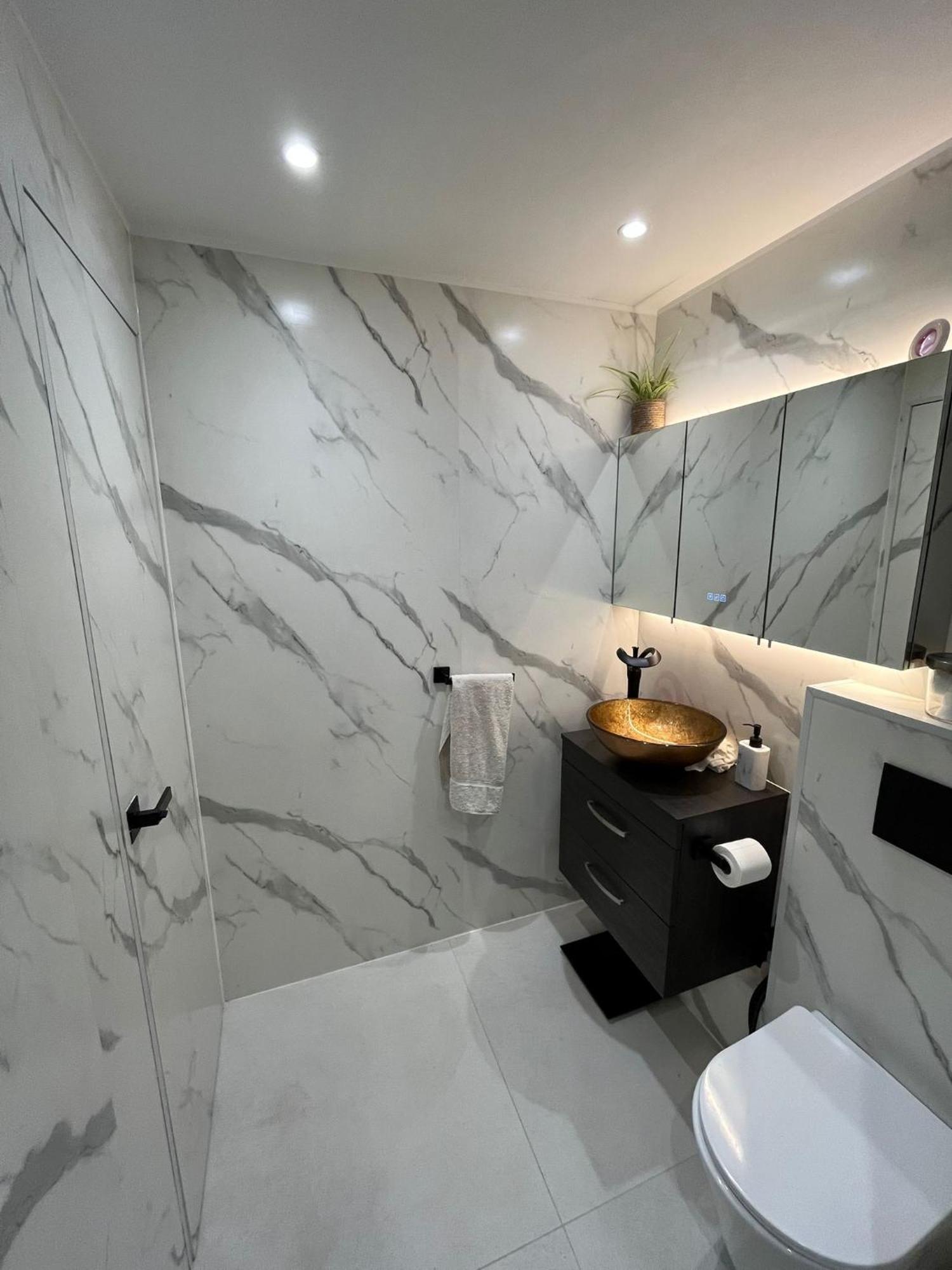 Lovely Double Bedroom In Rotherhithe Лондон Екстериор снимка
